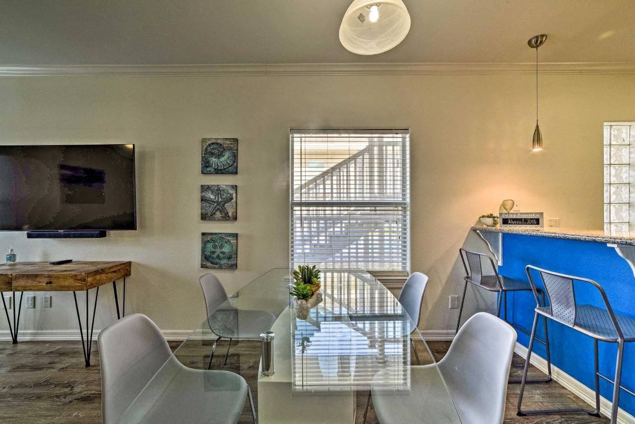 Modern Island Condo With Pool Steps To The Beach! South Padre Island Extérieur photo