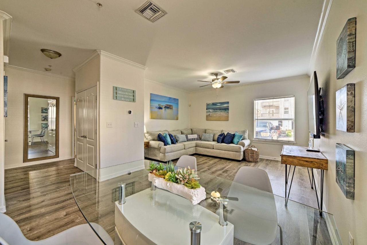 Modern Island Condo With Pool Steps To The Beach! South Padre Island Extérieur photo