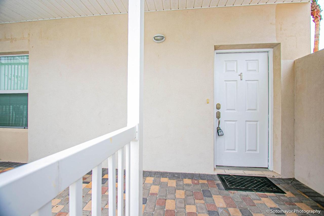 Modern Island Condo With Pool Steps To The Beach! South Padre Island Extérieur photo