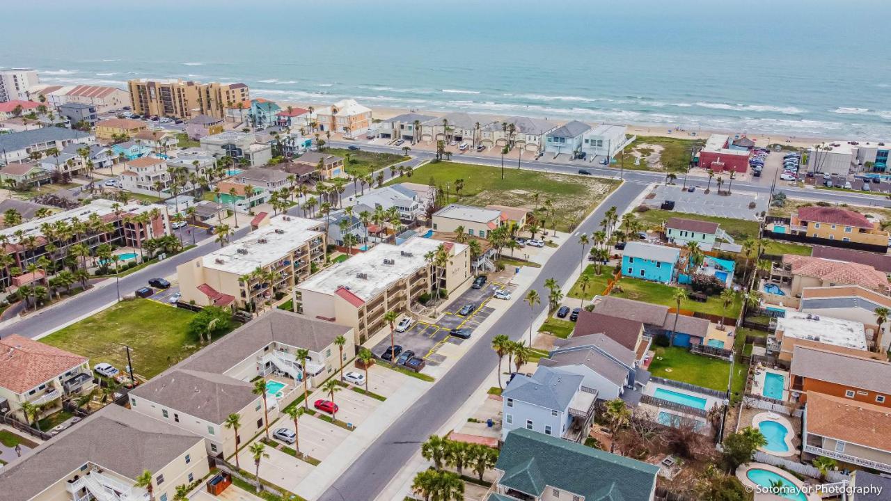 Modern Island Condo With Pool Steps To The Beach! South Padre Island Extérieur photo